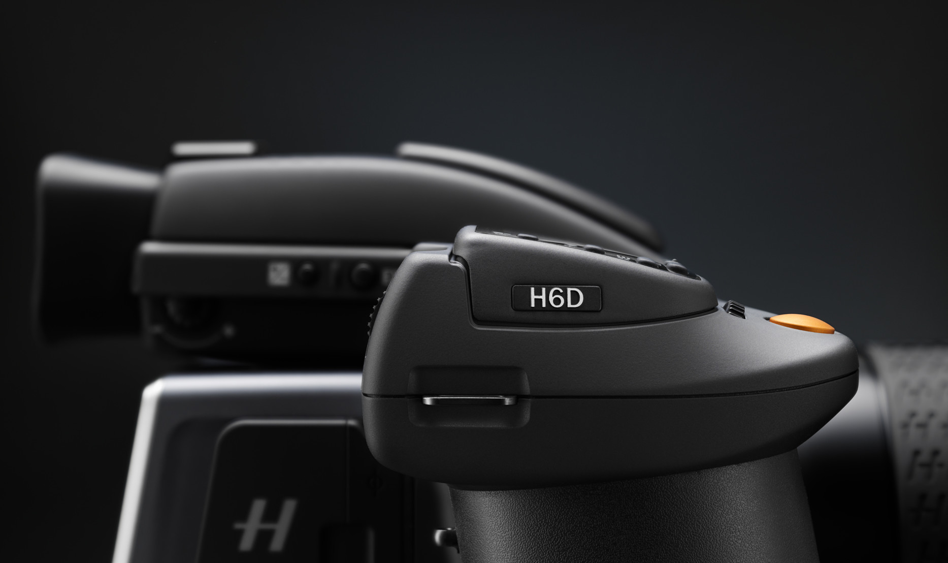 H6D 100c Karl Taylor presents the H6D